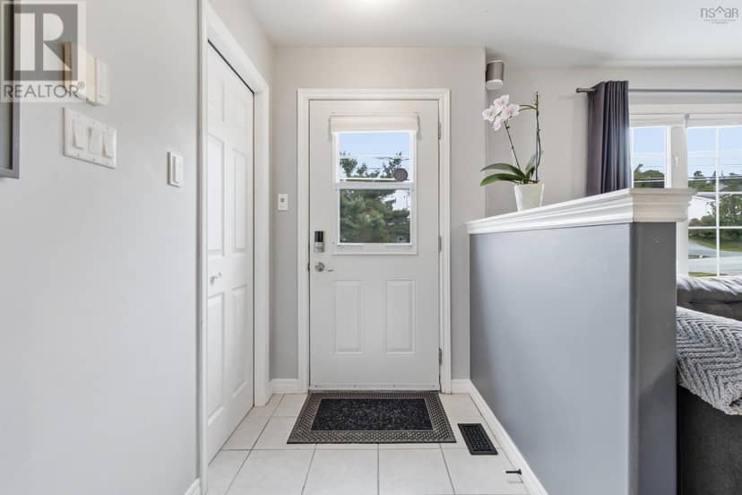49 Lucasville Road — photo 6 of 40
