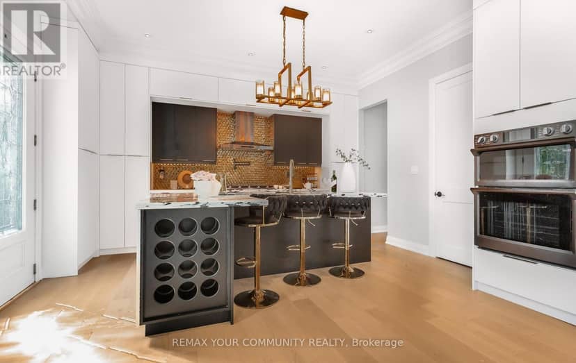 606 Stephens Crescent — photo 18 of 40