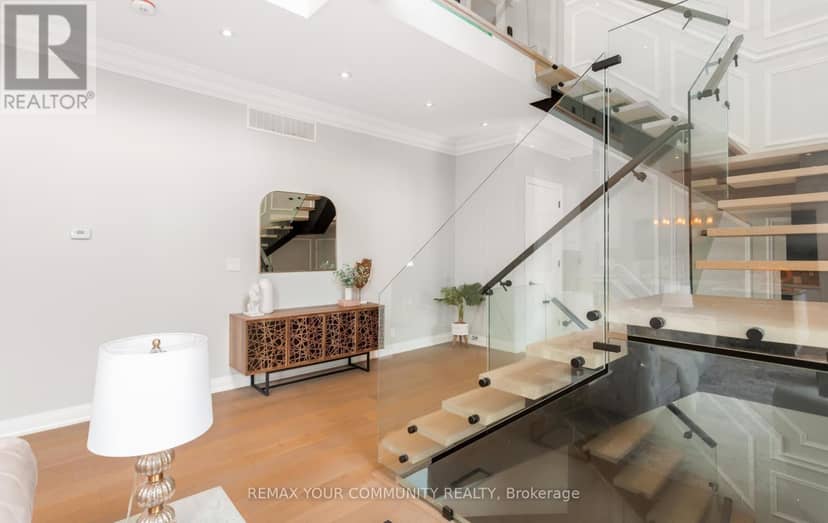 606 Stephens Crescent — photo 22 of 40