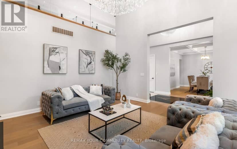 606 Stephens Crescent — photo 8 of 40