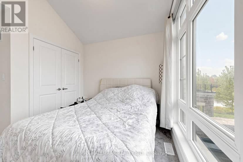 6 Peter Hogg Court — photo 35 of 40