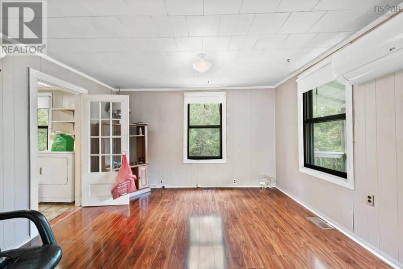 534 Weymouth Falls Road — photo 10 of 31