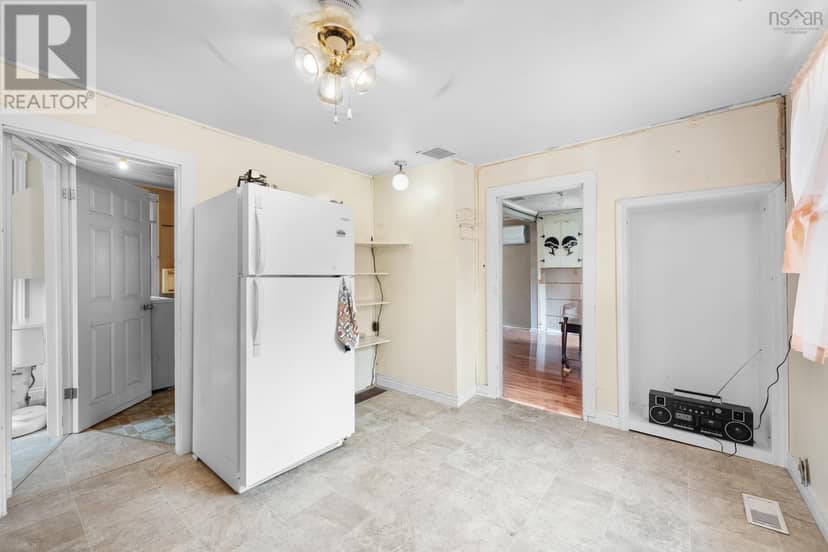 534 Weymouth Falls Road — photo 5 of 31