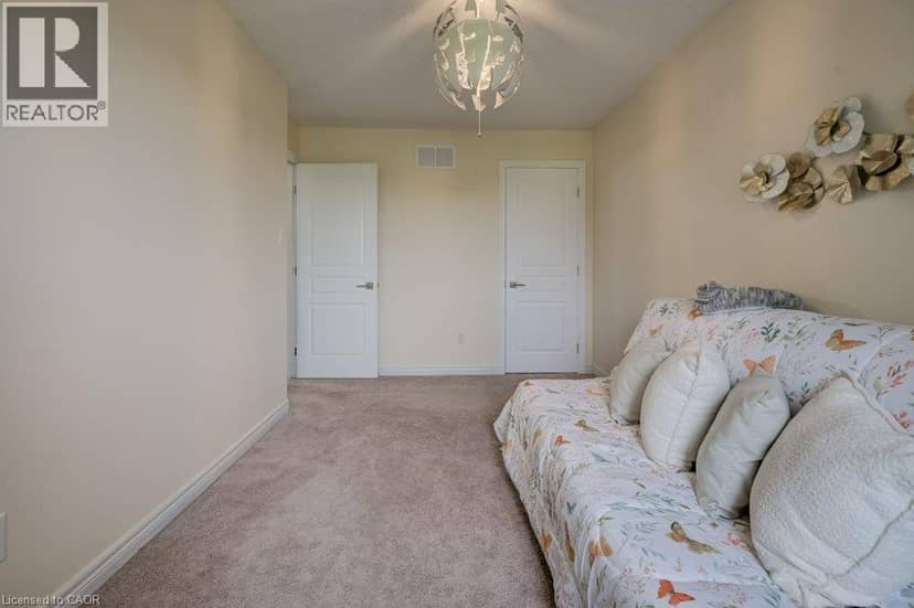 16 IRONGATE Drive — photo 26 of 40