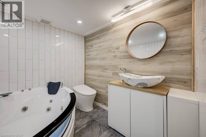16 IRONGATE Drive — photo 38 of 40