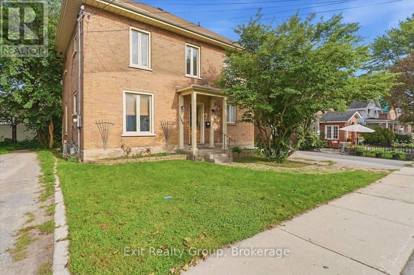 185 Foster Avenue — photo 1 of 39