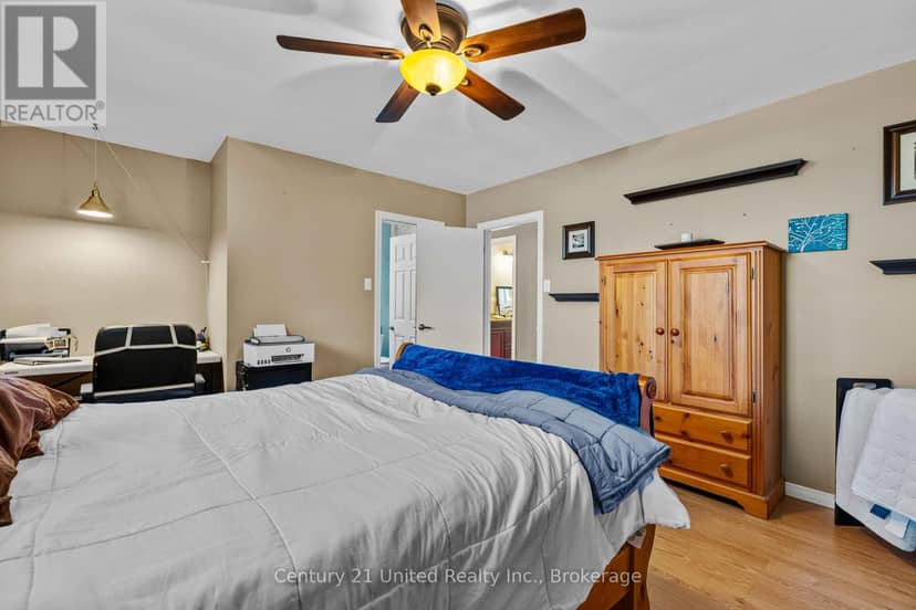 768 Cottingham Road — photo 16 of 40