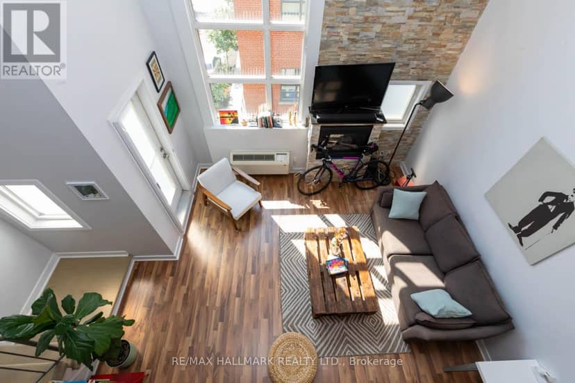 314 - 21 Earl Street — photo 12 of 27