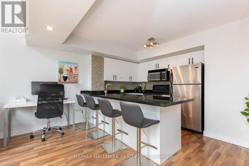 314 - 21 Earl Street — photo 9 of 27