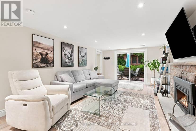 20 Ringwood Crescent — photo 32 of 40