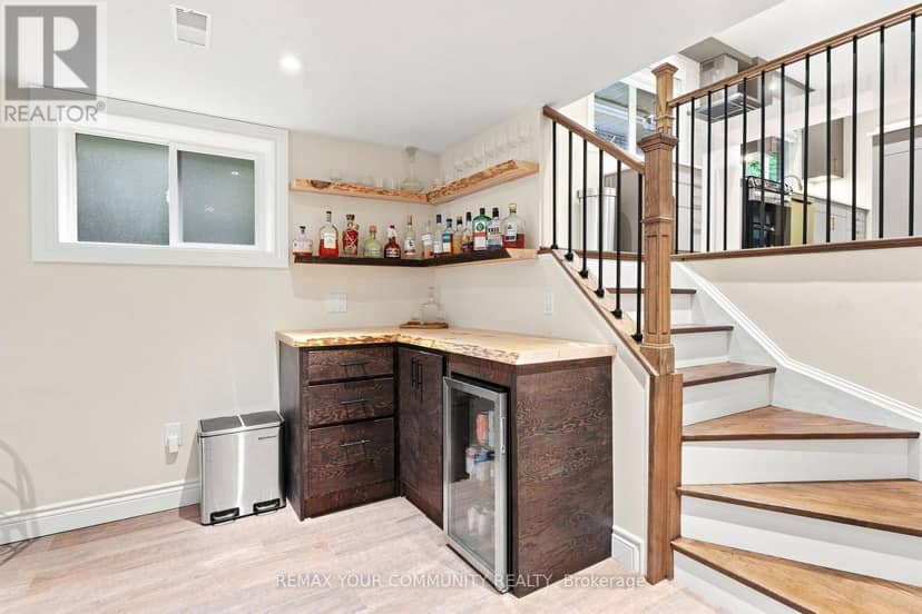 20 Ringwood Crescent — photo 36 of 40