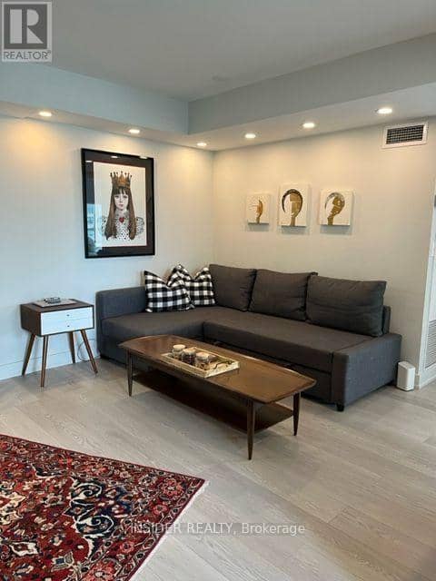 1612 - 2 Rean Drive — photo 5 of 40