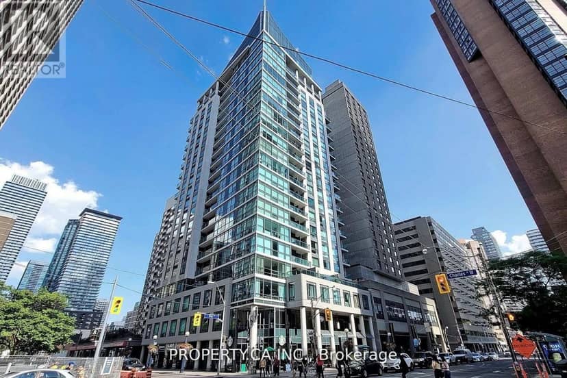 301 - 1121 Bay Street — photo 24 of 24