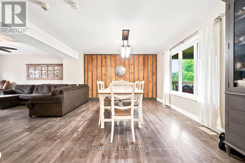 407 Latimer Road — photo 14 of 40