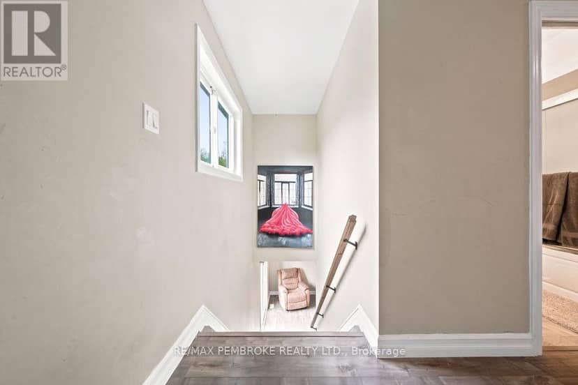 407 Latimer Road — photo 21 of 40
