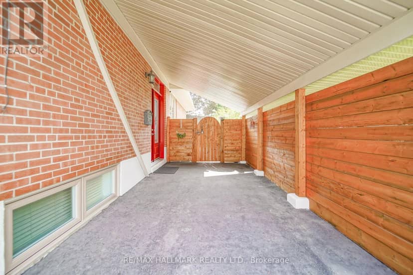 31 Wishing Well Drive, Toronto, photo 3