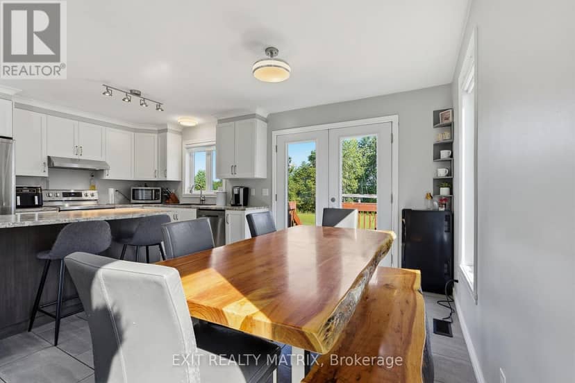 2355 Concession 7 Road — photo 13 of 36