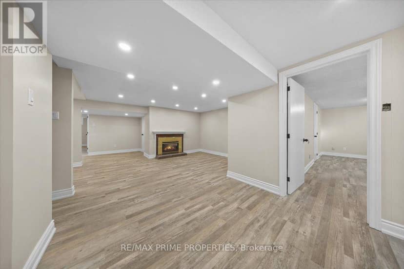 104 Queensline Drive — photo 31 of 40