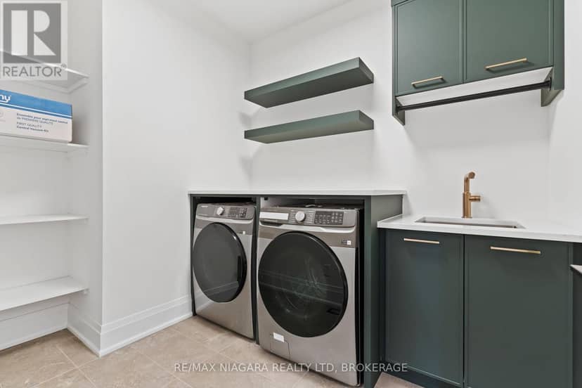 21 Accursi Crescent — photo 32 of 36