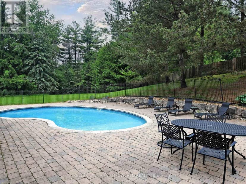 544 Woodland Acres Crescent — photo 37 of 37