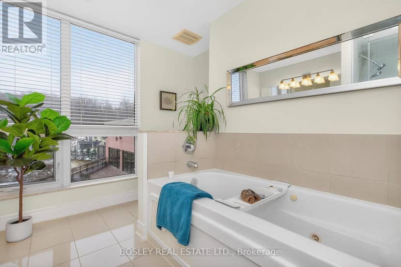 307 - 699 Aberdeen Boulevard — photo 16 of 34