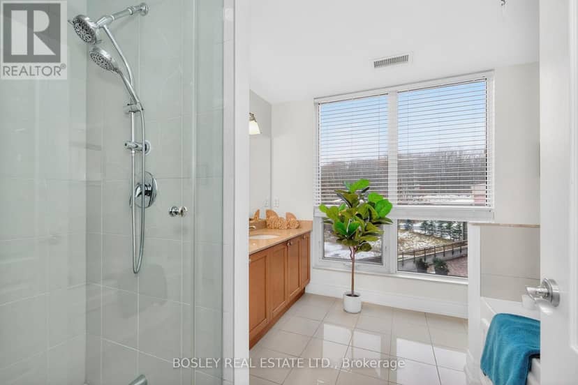 307 - 699 Aberdeen Boulevard — photo 19 of 34