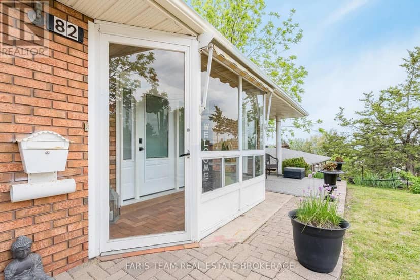 82 Bayview Drive — photo 3 of 40