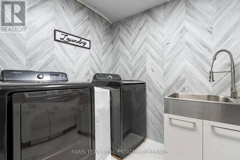 82 Bayview Drive — photo 34 of 40