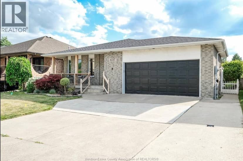 1237 Kenwick Way — photo 1 of 19