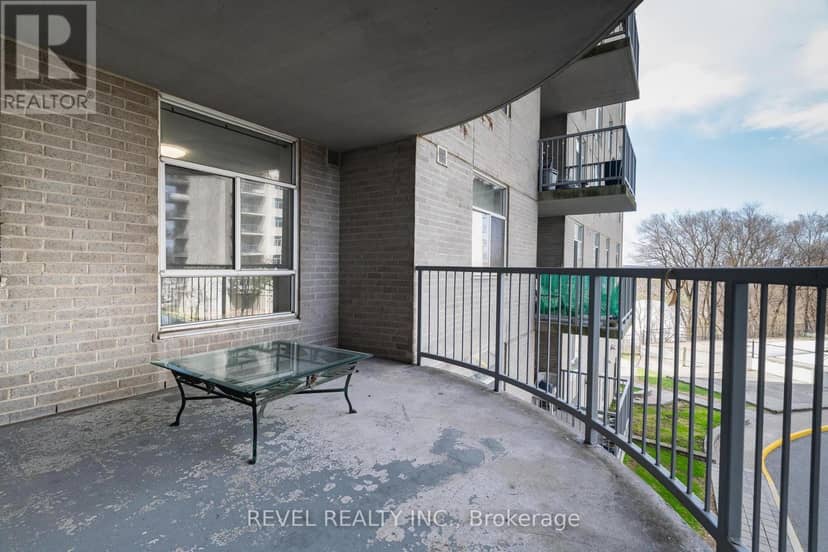 306 - 3559 Eglinton Avenue W — photo 29 of 35
