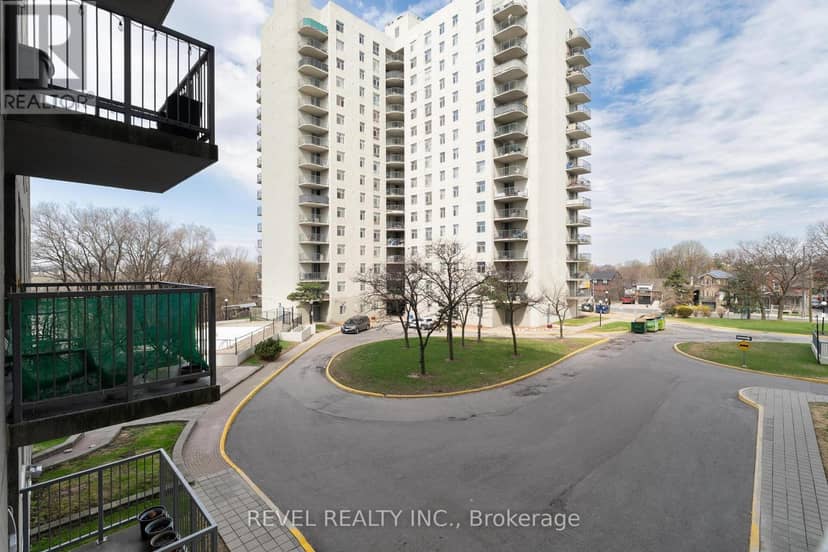 306 - 3559 Eglinton Avenue W — photo 32 of 35