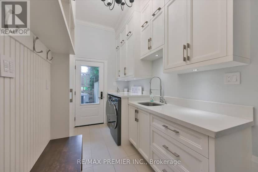 3 Cowley Avenue — photo 20 of 40
