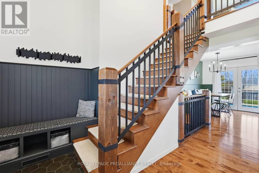 126 Salem Road — photo 5 of 40