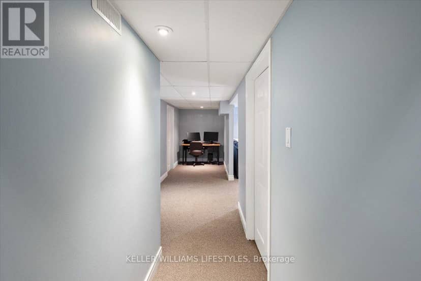 525 Forest Edge Road — photo 34 of 40