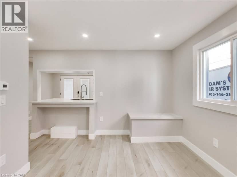 229 PARKDALE Avenue N — photo 16 of 40