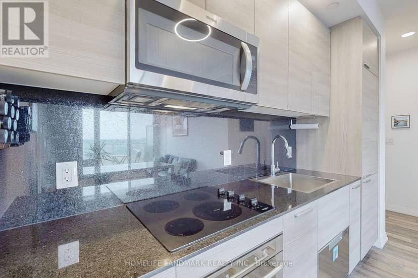 10 - 75 Canterbury Place — photo 10 of 12