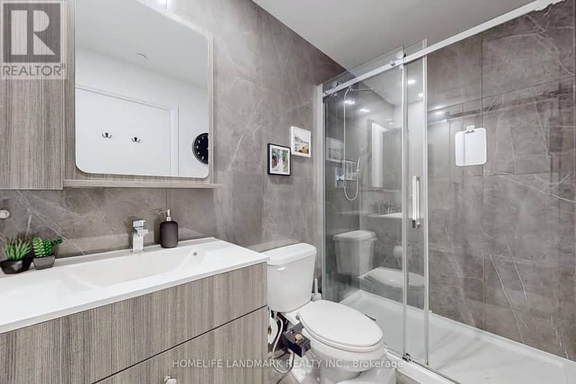 10 - 75 Canterbury Place, Toronto, photo 7