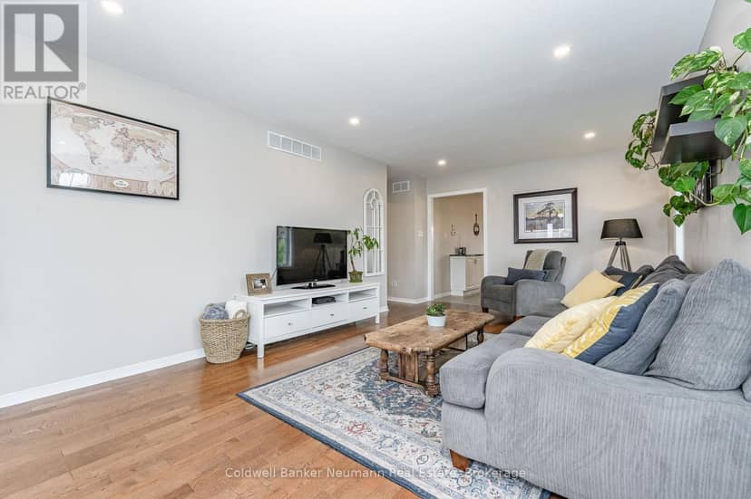 116 Doyle Drive — photo 6 of 32