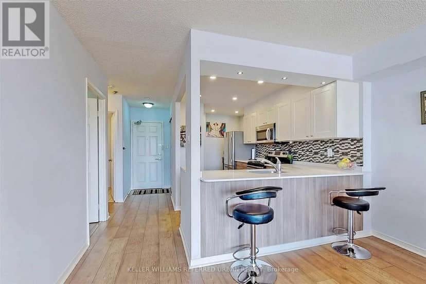 420 - 309 Major Mackenzie Drive E, Richmond Hill, photo 4