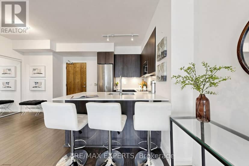 302 - 99 Eagle Rock Way — photo 12 of 27