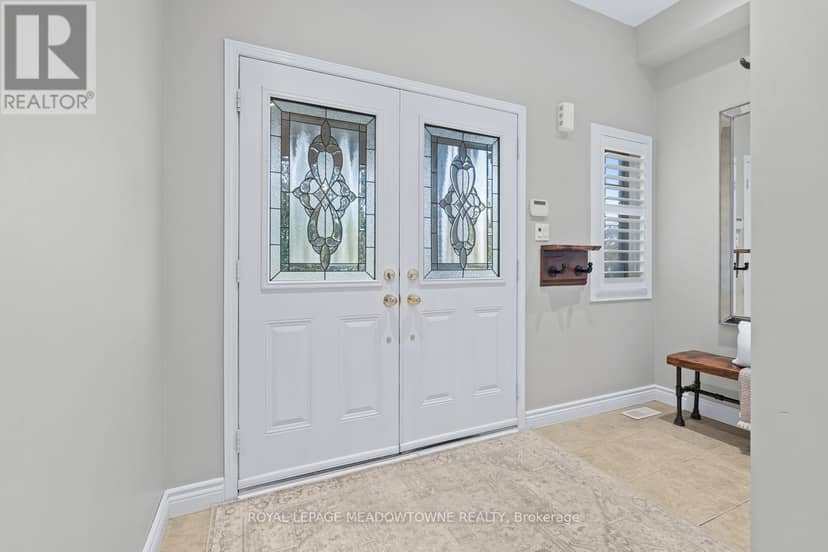 19 Goldham Way — photo 5 of 40
