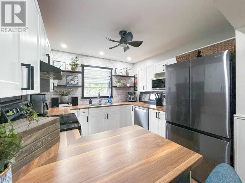 7 Sunrise Court — photo 13 of 40