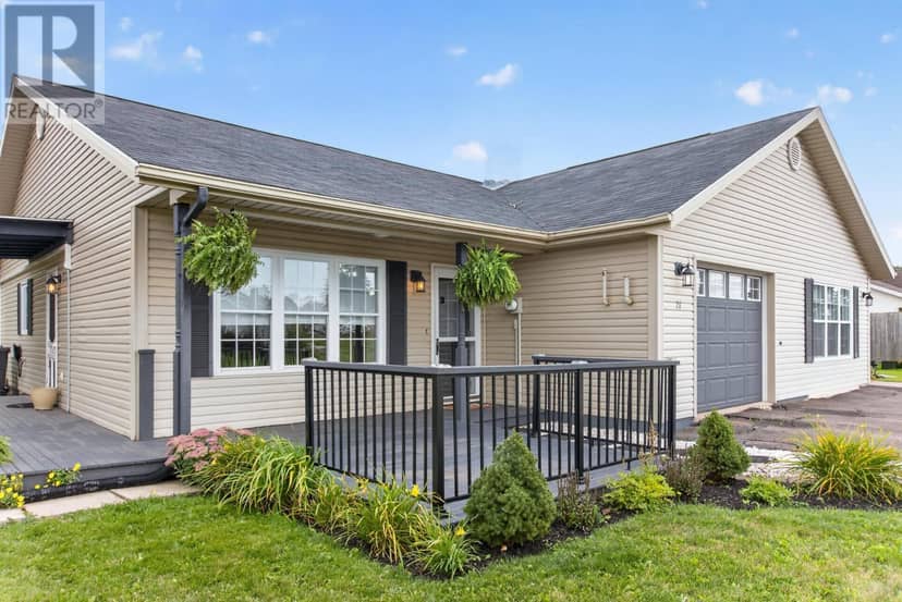 28 Heatherway Drive — photo 18 of 40