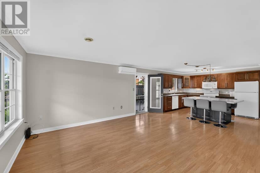 28 Heatherway Drive — photo 23 of 40