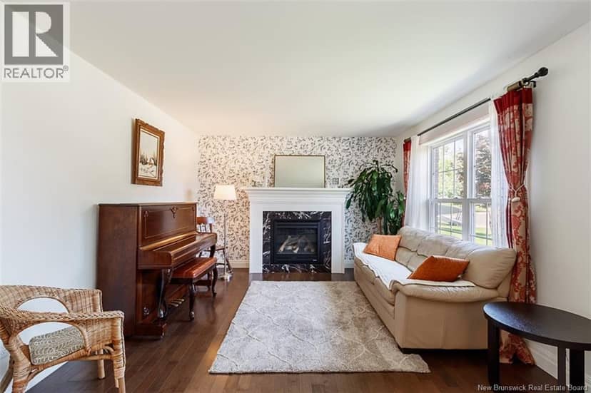 10 Turnberry Court — photo 6 of 40
