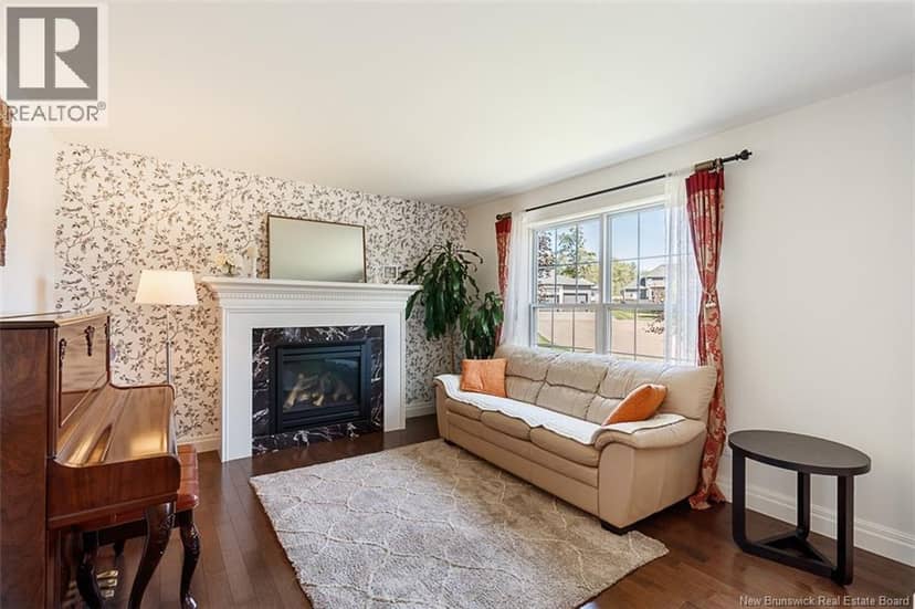 10 Turnberry Court — photo 7 of 40