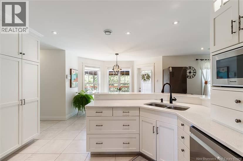 10 Turnberry Court — photo 12 of 40