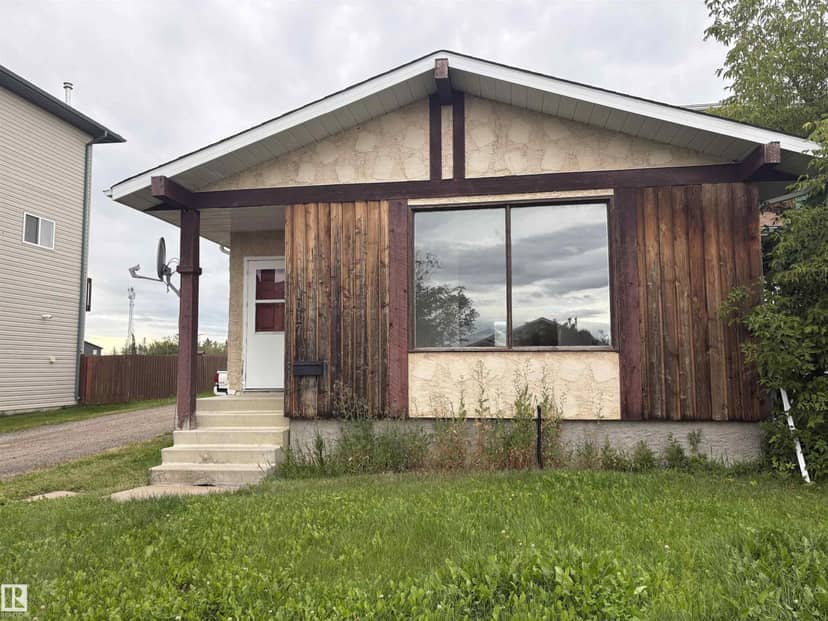 1017 B 13 ST, Cold Lake