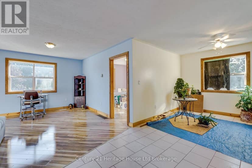 17 Spring Street — photo 27 of 40