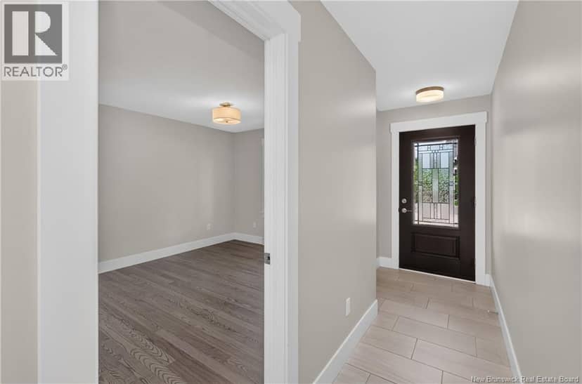 42 Auberry Street — photo 3 of 40